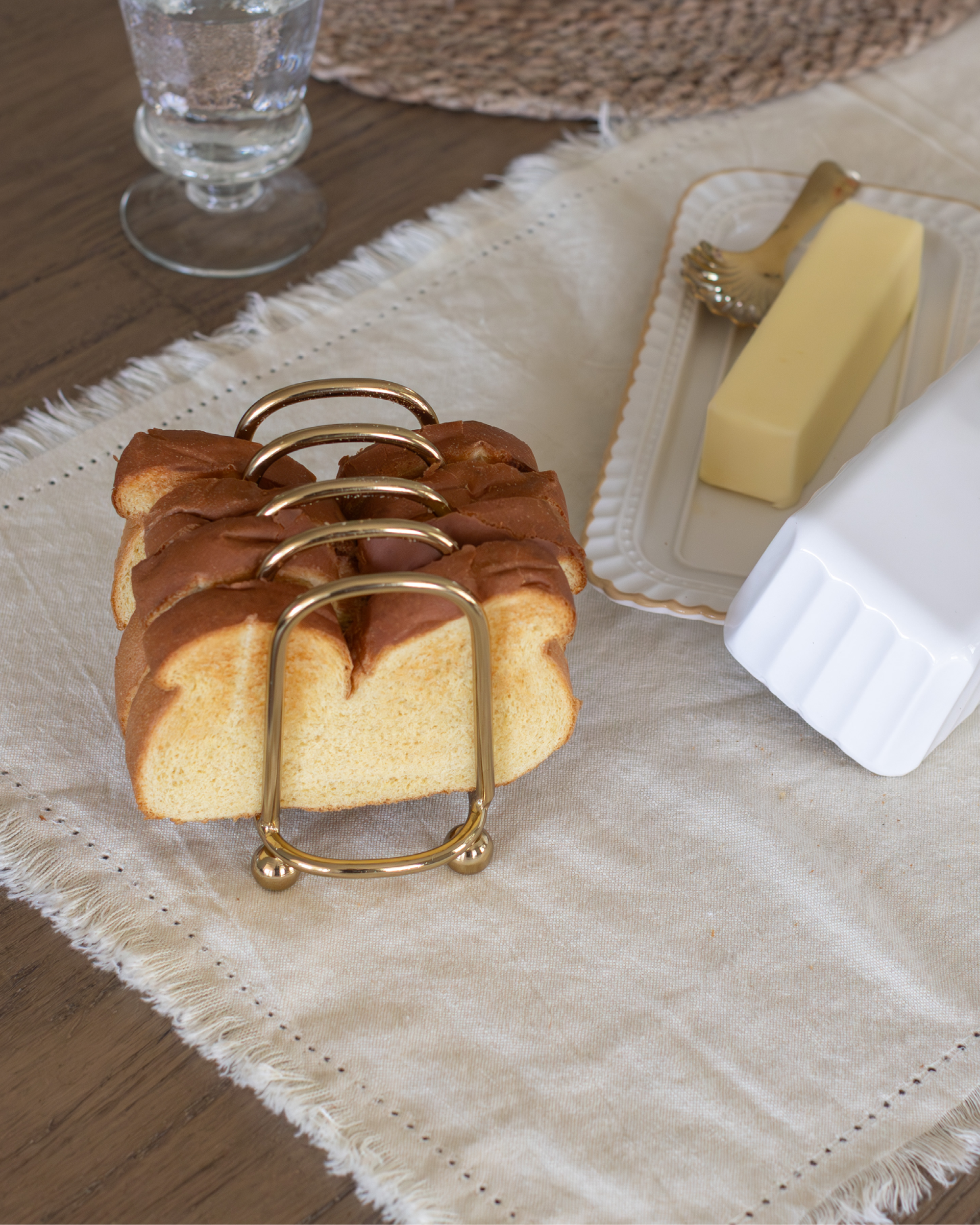 Stainless Steel Toast Rack with 4 Sections &amp; Ball Feet