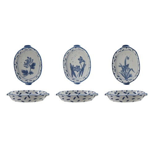Blue &amp; White Floral Design Baker w/ Handles