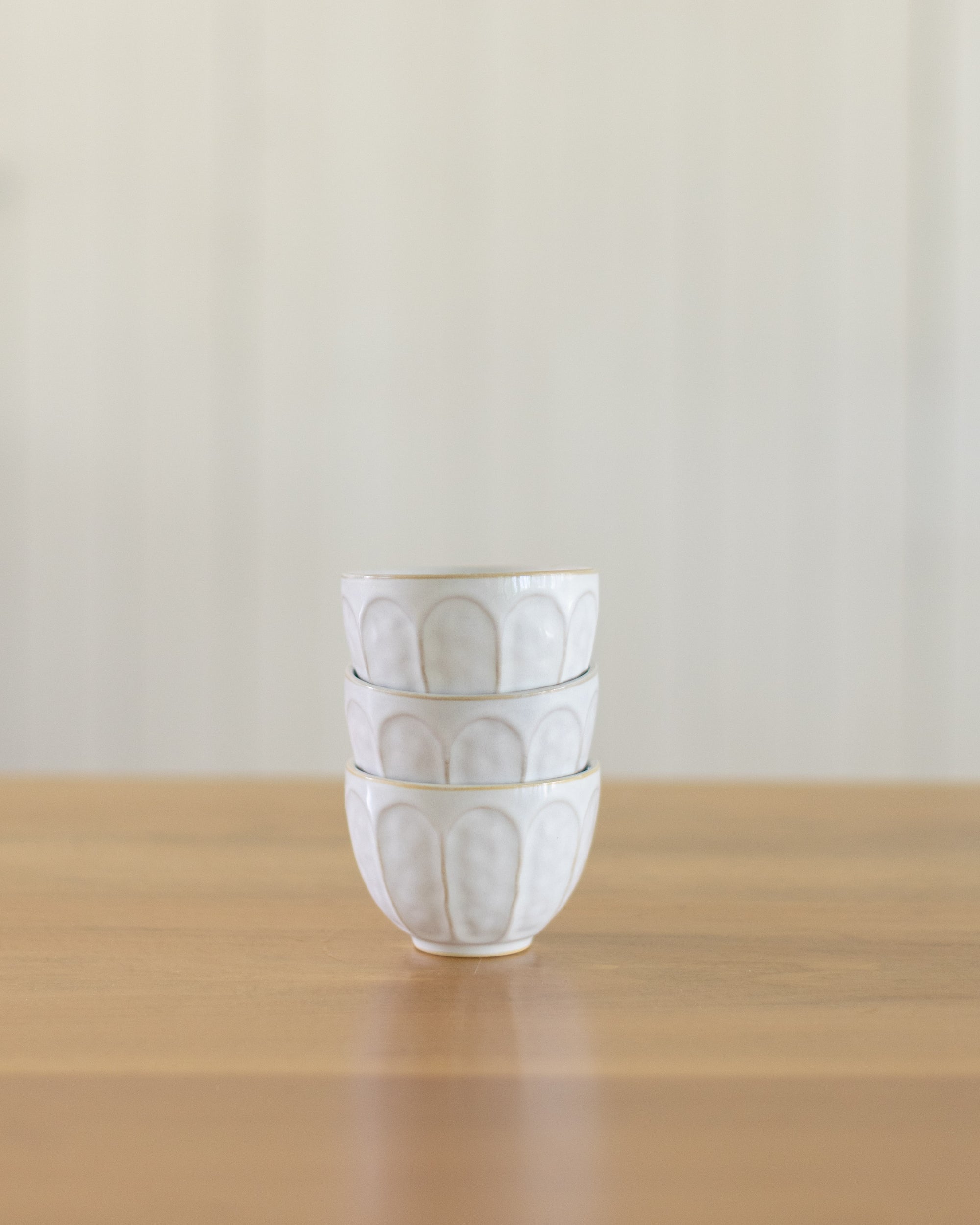 Stoneware Ribbed Bowl