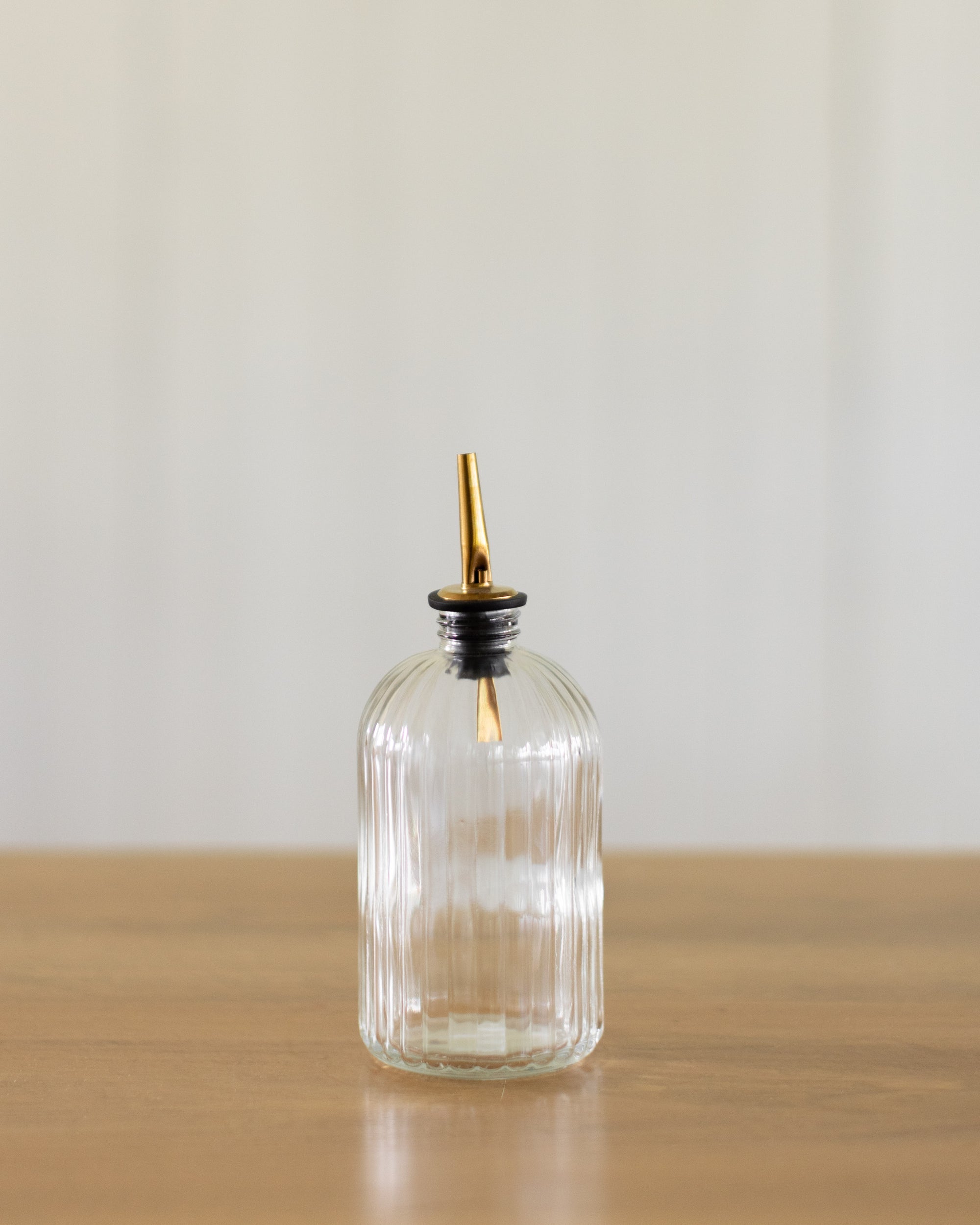 Olive Oil &amp; Vinegar Glass Scallop Fluted Bottle