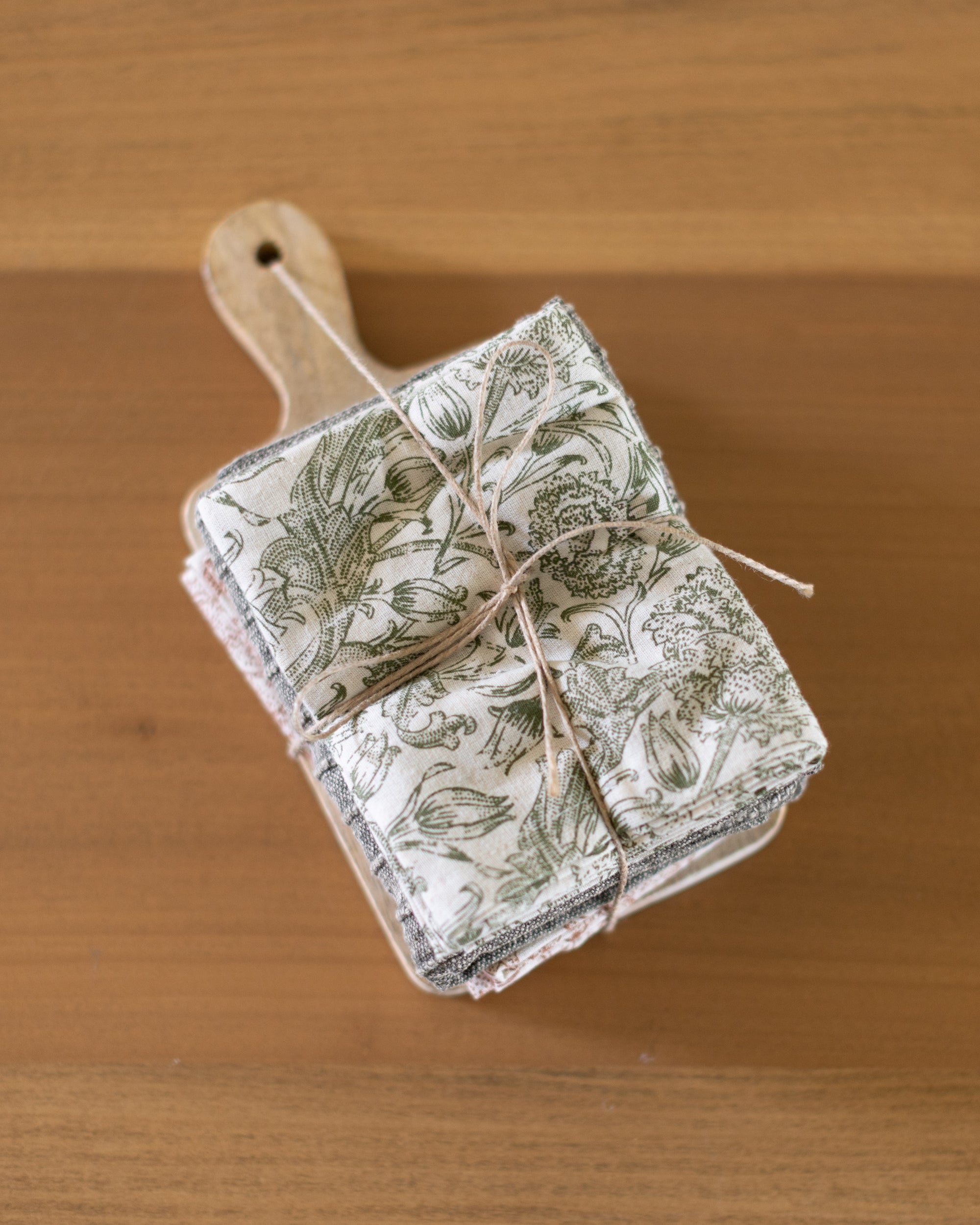 3 Tea Towels &amp; Mango Wood Cheese/Serving Board