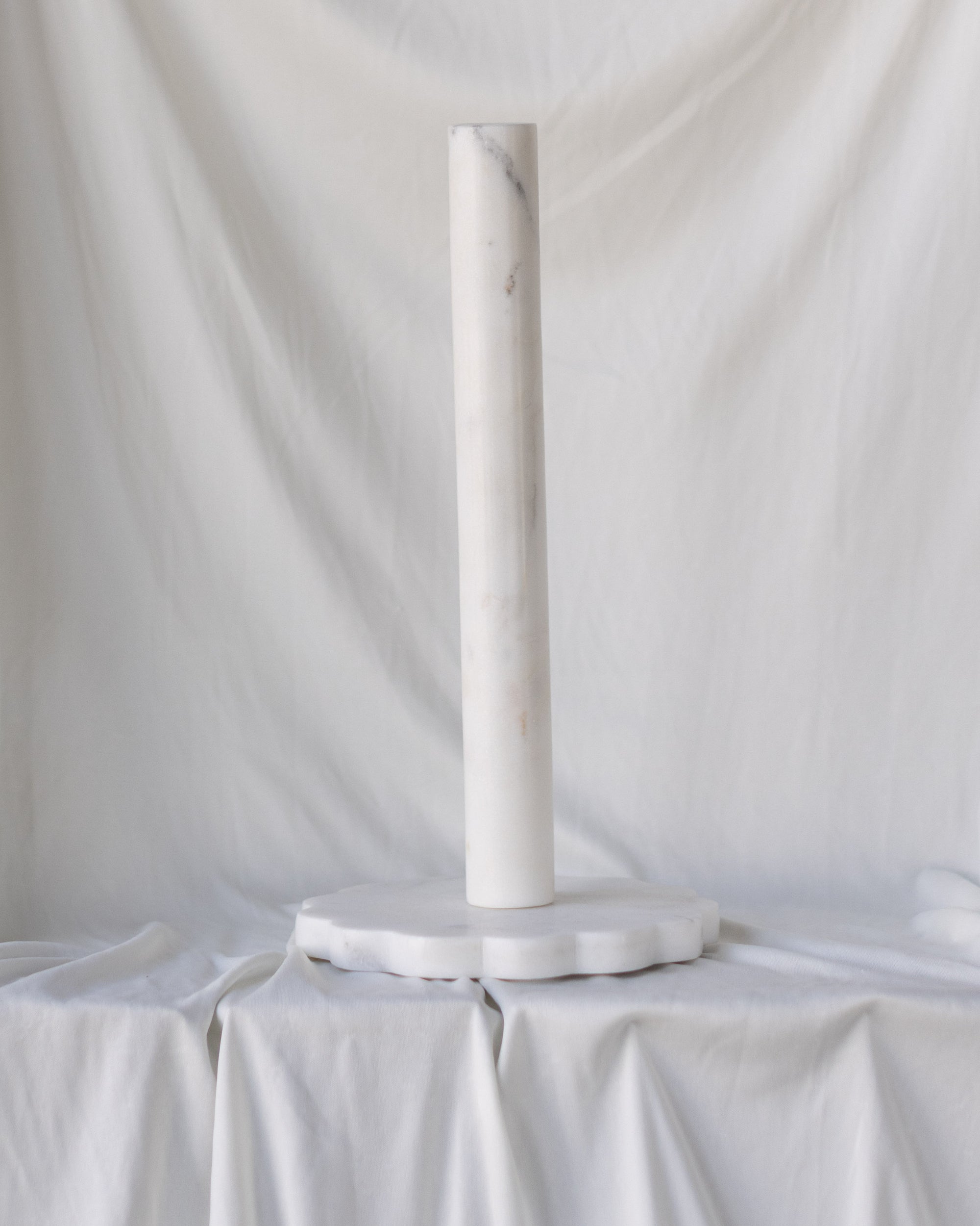 Marble Scalloped Paper Towel Holder