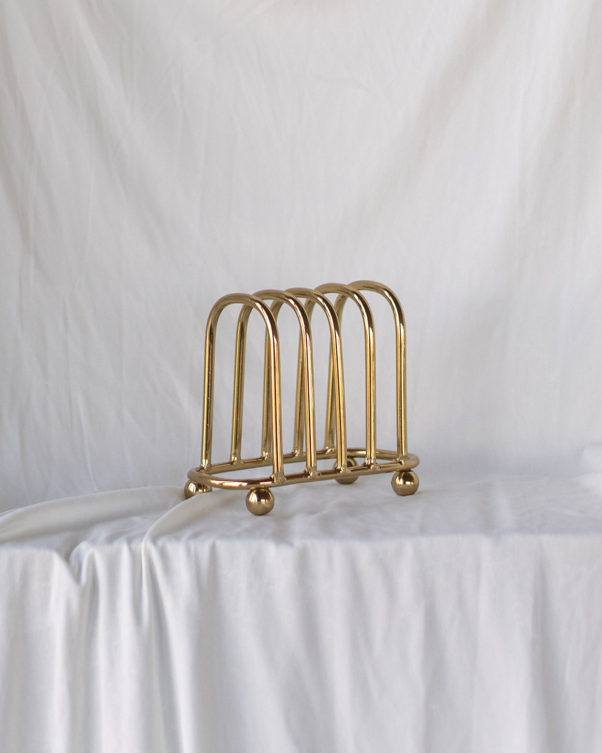 Stainless Steel Toast Rack with 4 Sections &amp; Ball Feet