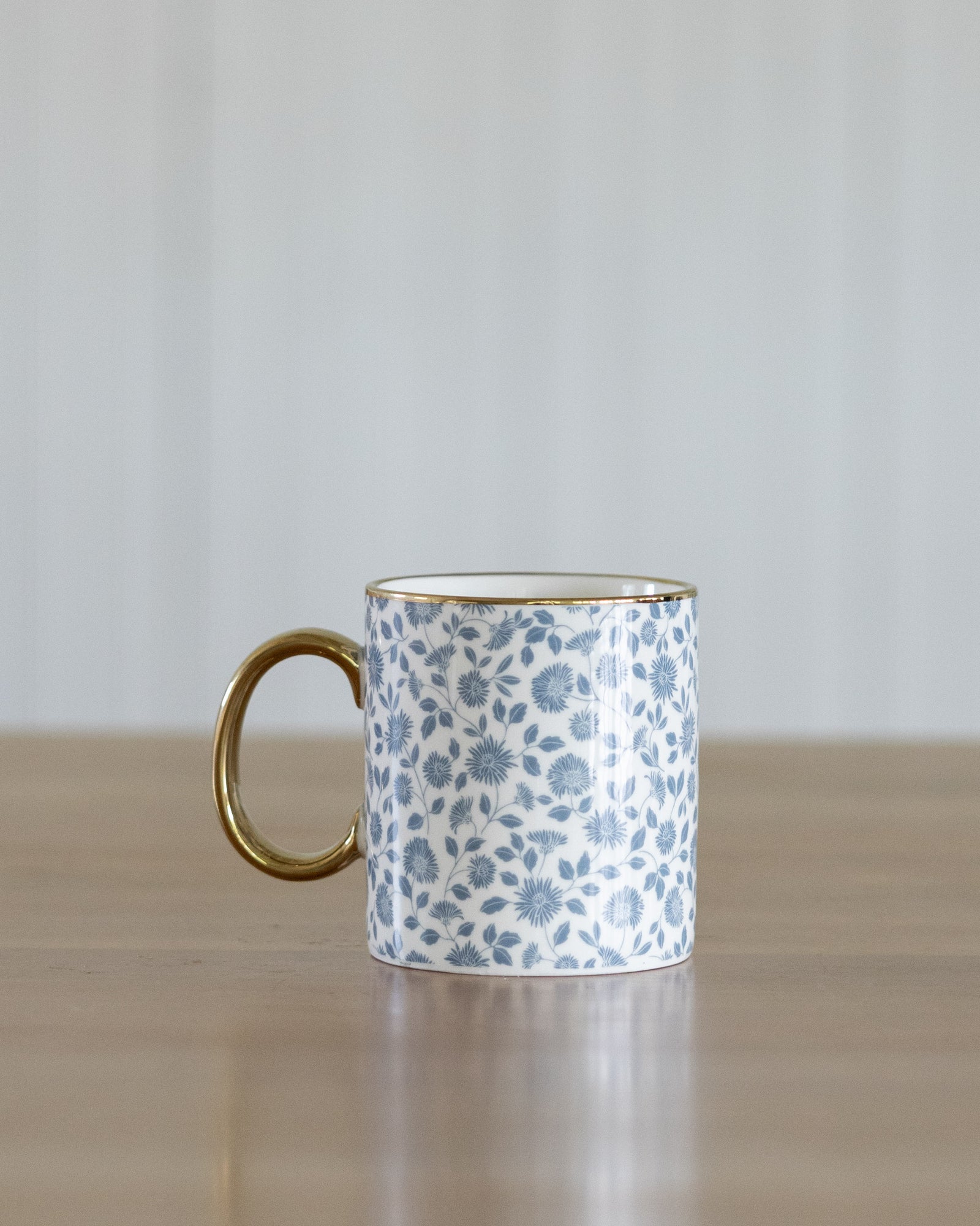 Gold Accent Flower Mug