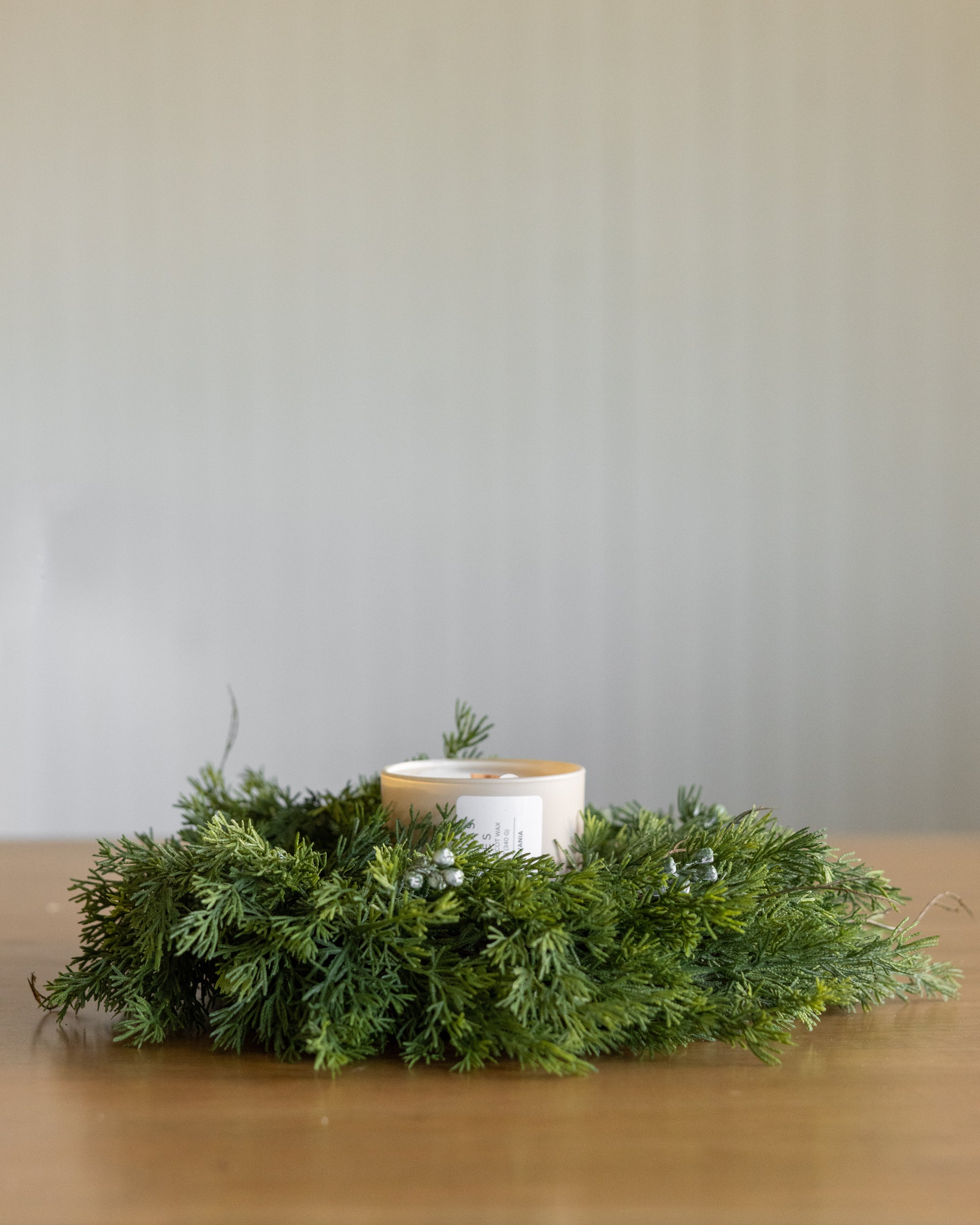 Dripping Cedar Candle Ring
