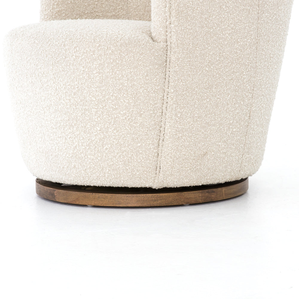 Aura Chair