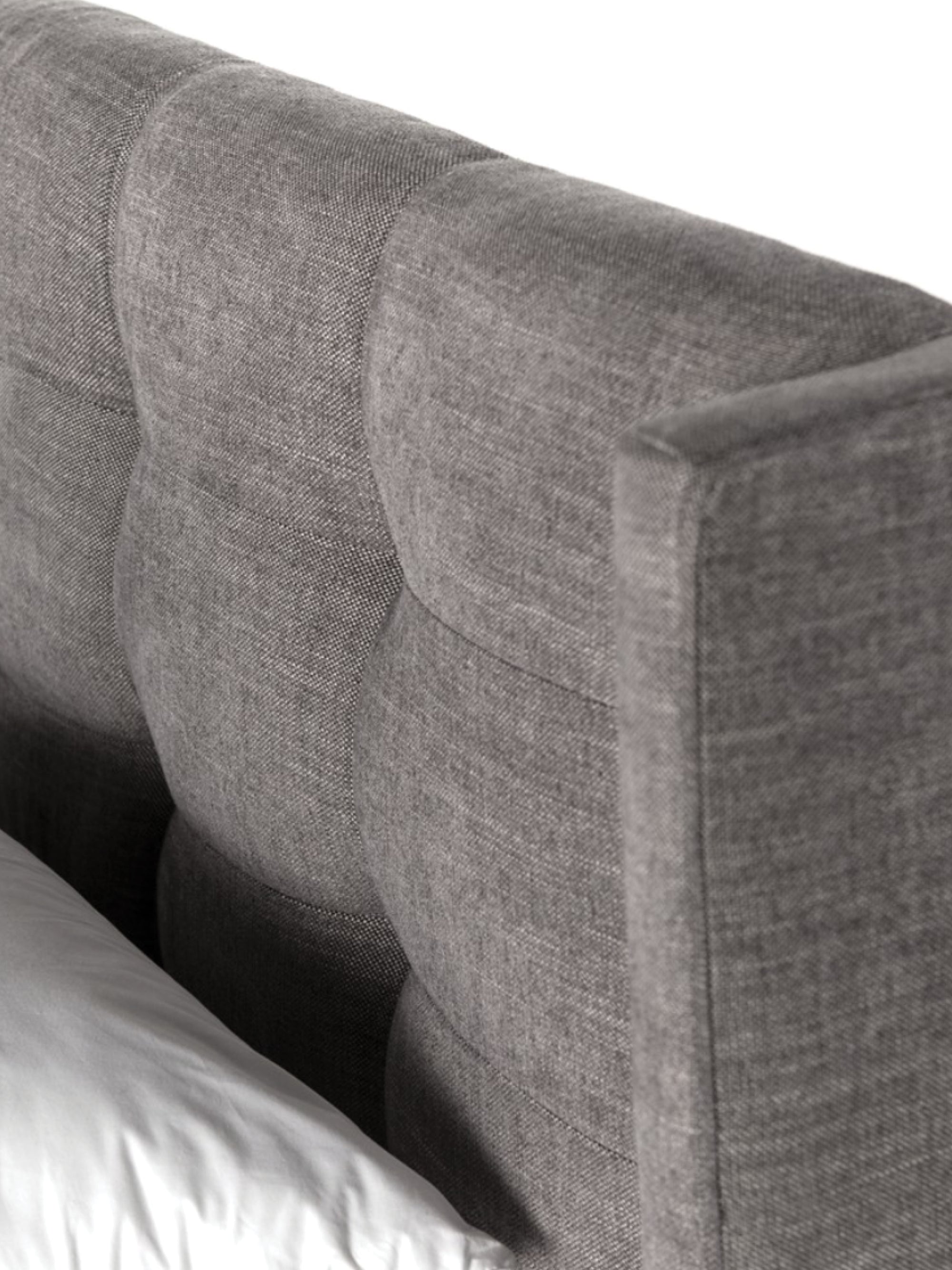 Newhall Bed 55"